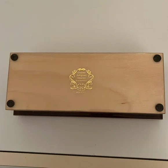 Sorrento inlaid box NEW Decor